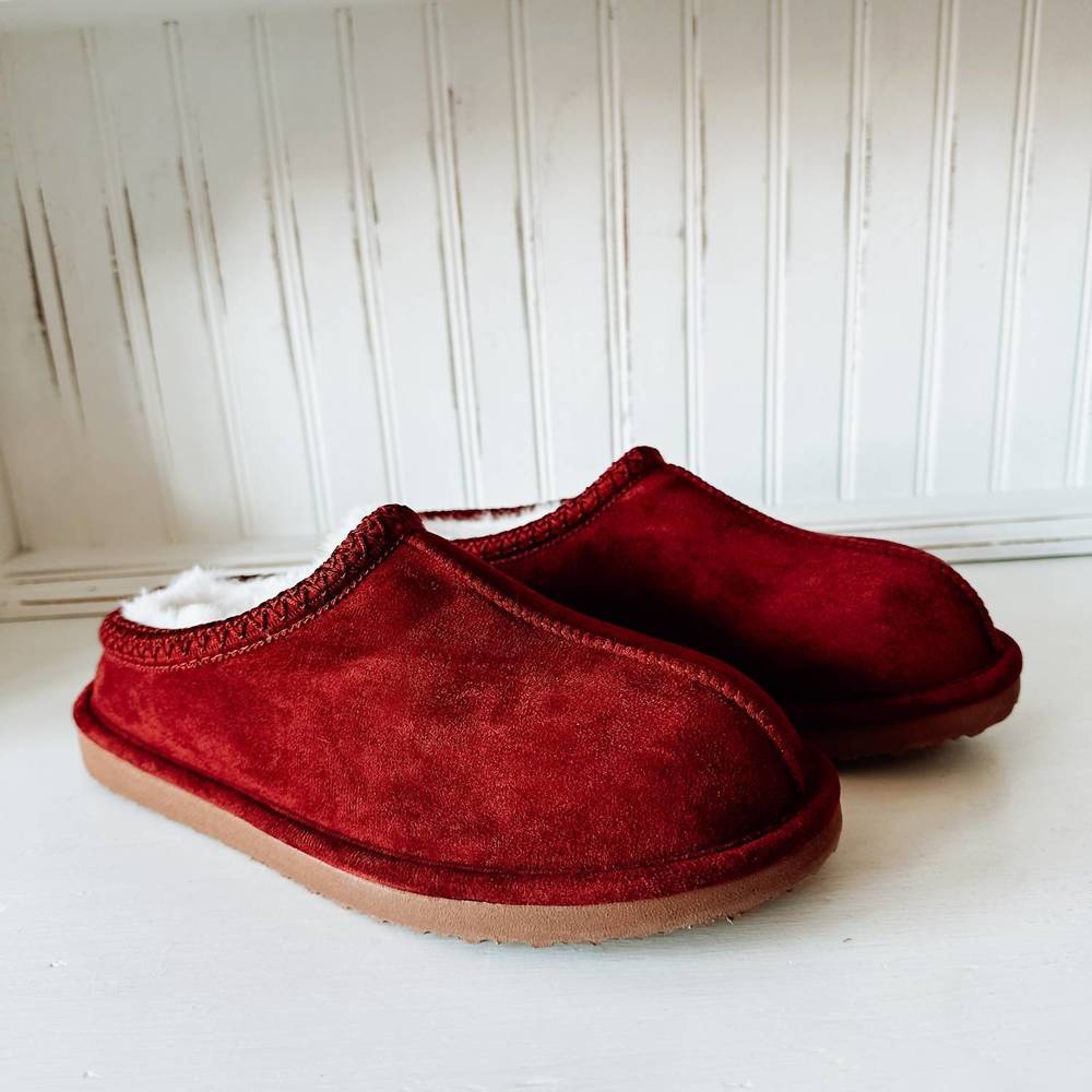 NEW VERY G cheers women's platform slipper in maroon